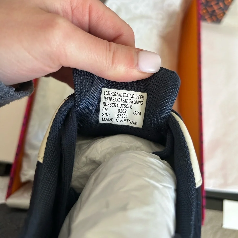 Tory Burch Kick Trainer Sneaker Size 6 Tory Navy White Blue Satin